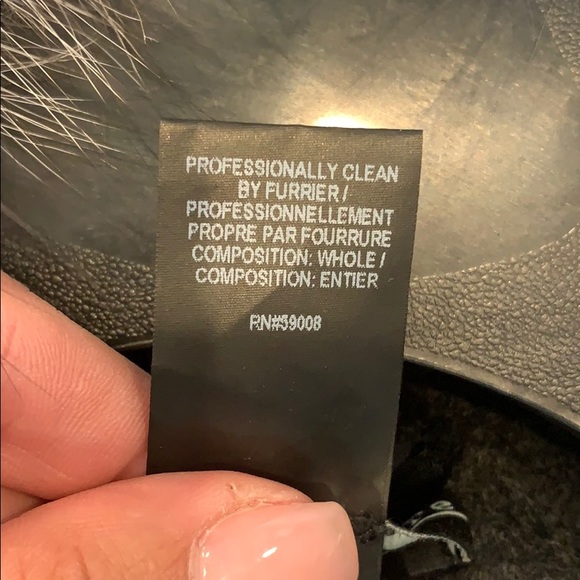 Wool coat with Natural Fox Trim - Picture 5 of 6